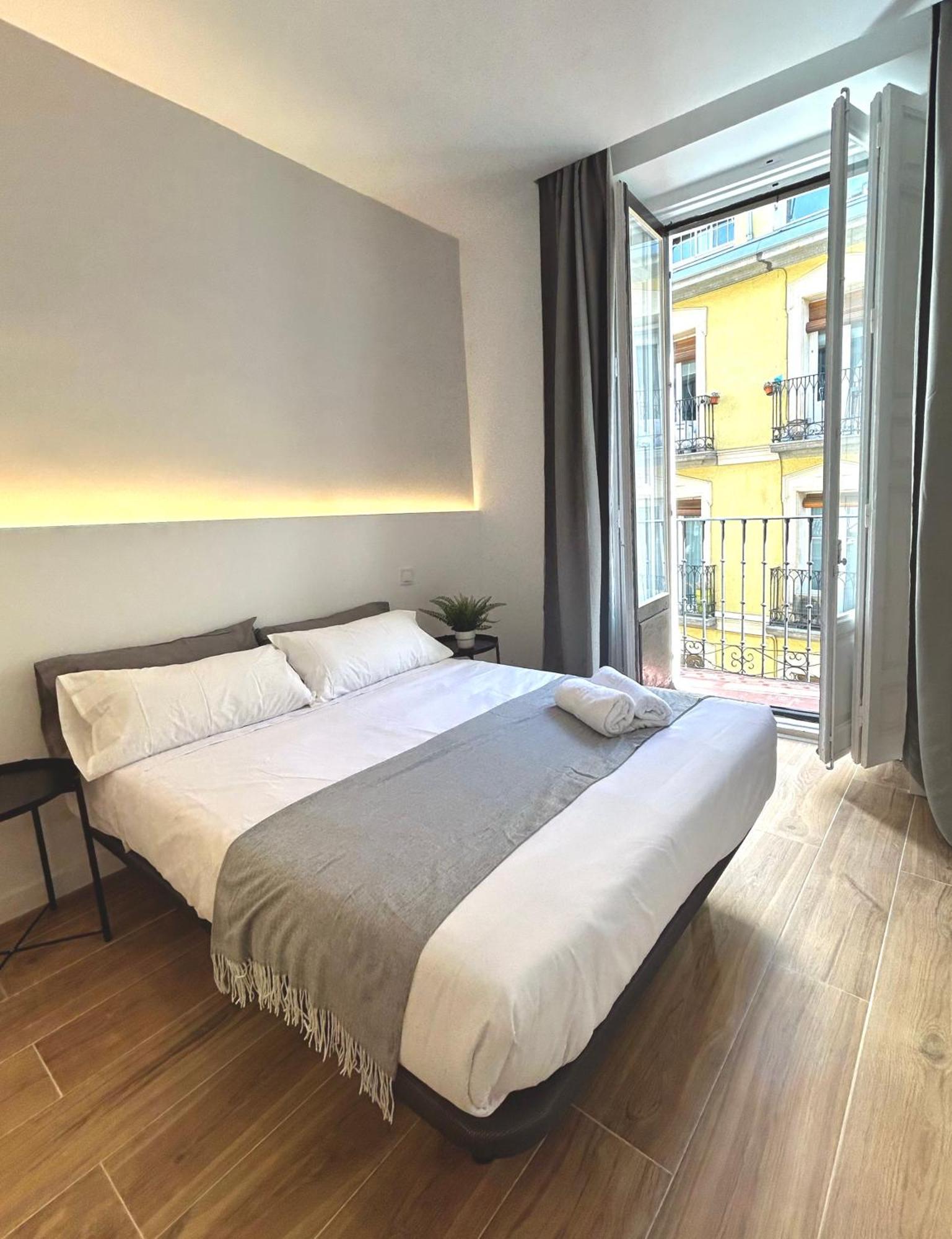 Casa De Huespedes San Andres Hotel Мадрид Екстериор снимка