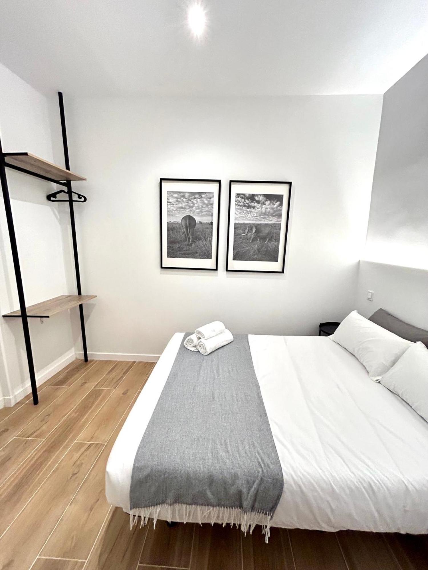 Casa De Huespedes San Andres Hotel Мадрид Екстериор снимка