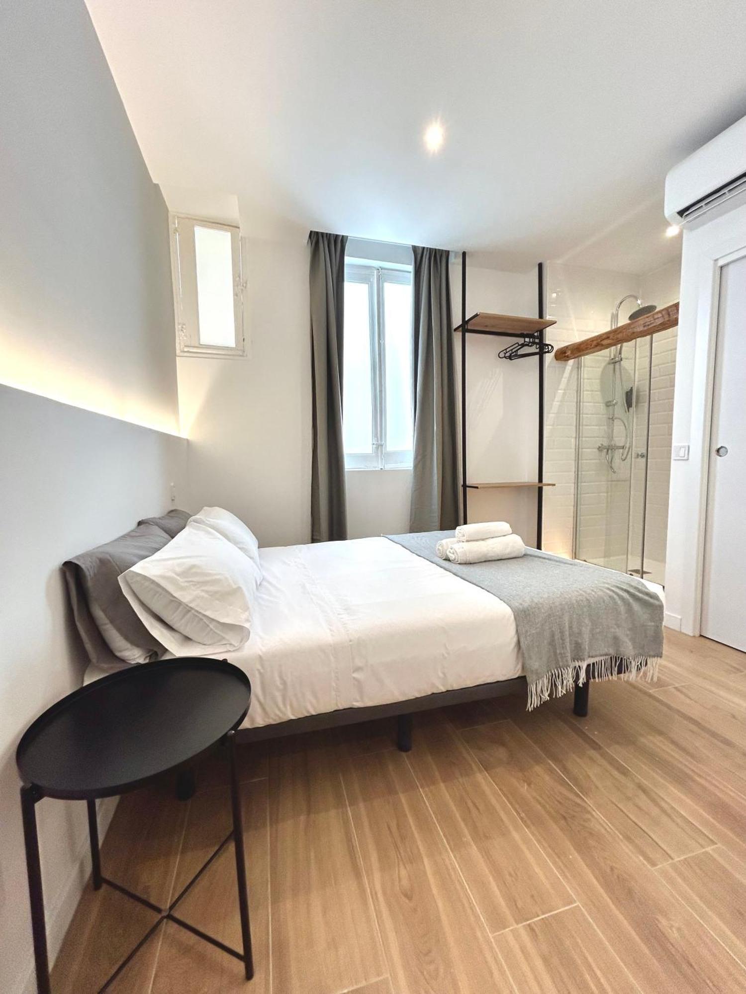Casa De Huespedes San Andres Hotel Мадрид Екстериор снимка